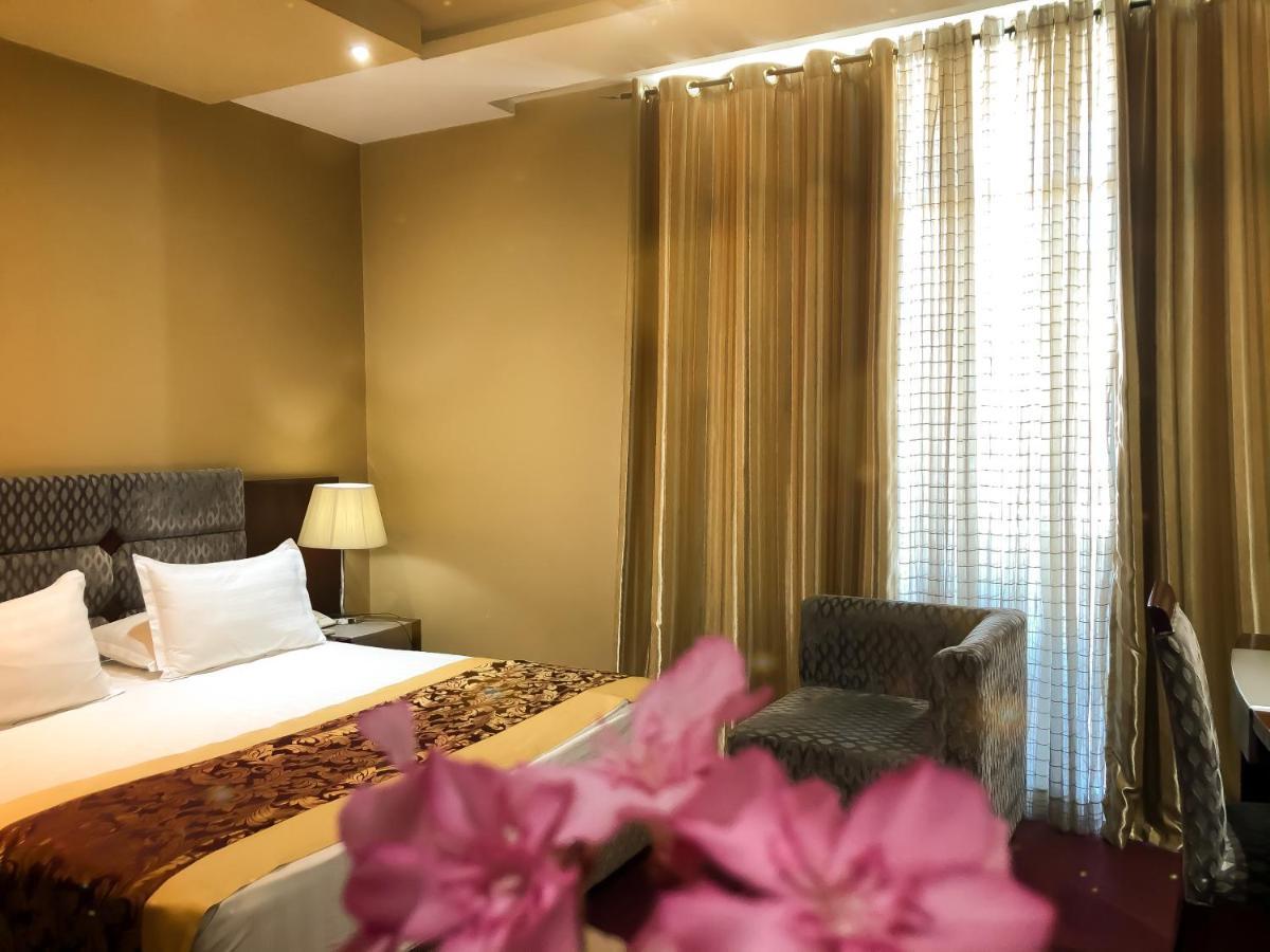 Hotel Arifi Shkodër Eksteriør bilde