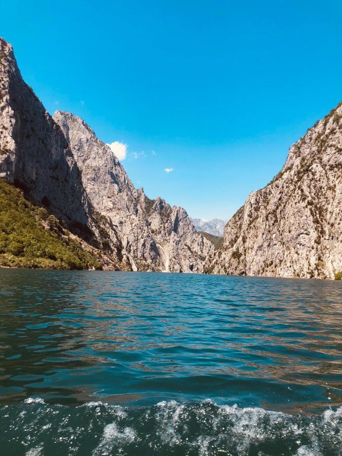 Hotel Arifi Shkodër Eksteriør bilde